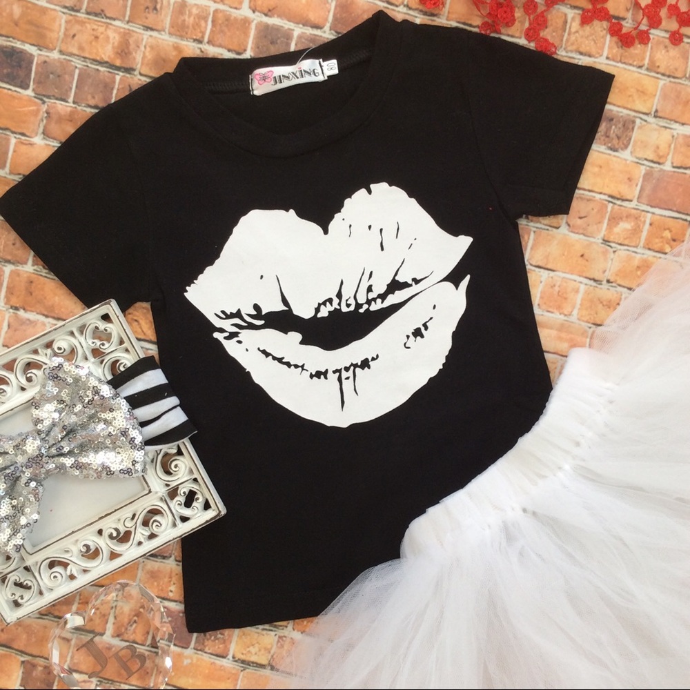 Girls Kisses & Tutu 3pc Outfit - Picture 2 of 2